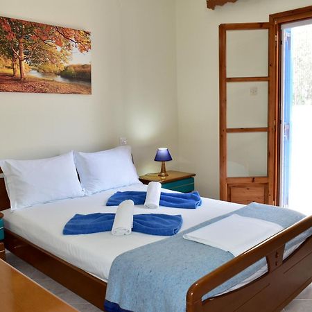 Pansion Pandora Apartment Skiathos Town Luaran gambar