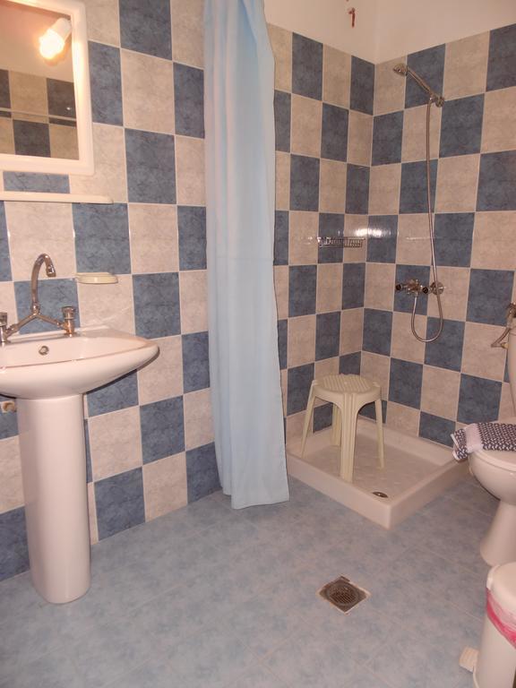 Pansion Pandora Apartment Skiathos Town Bilik gambar