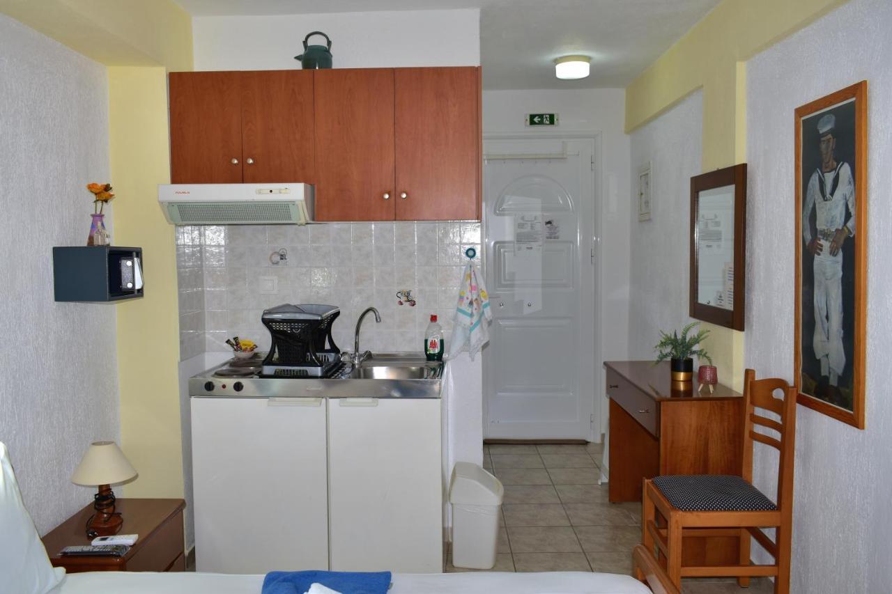 Pansion Pandora Apartment Skiathos Town Luaran gambar