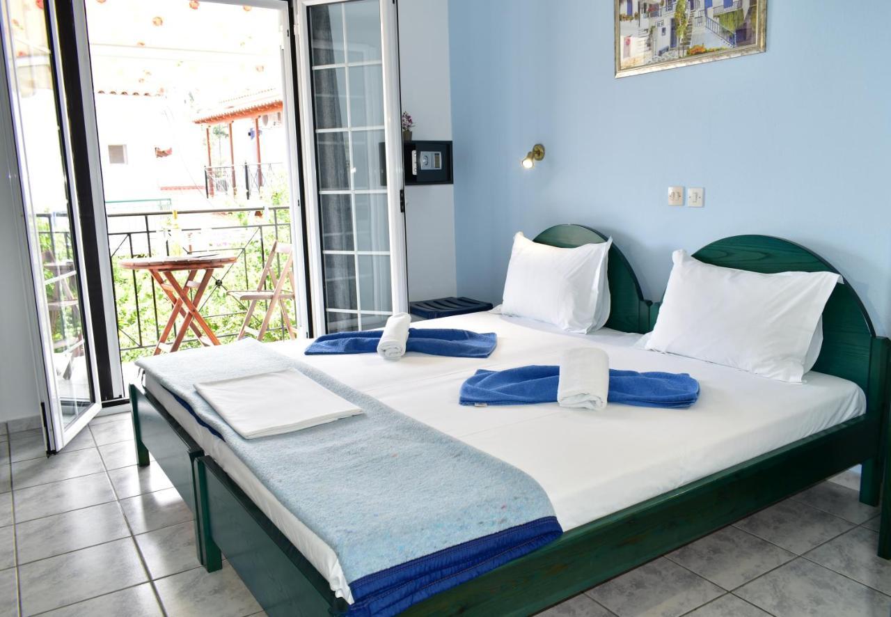 Pansion Pandora Apartment Skiathos Town Luaran gambar