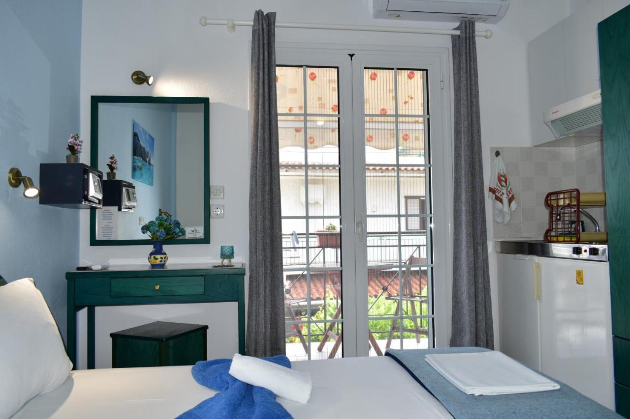 Pansion Pandora Apartment Skiathos Town Luaran gambar