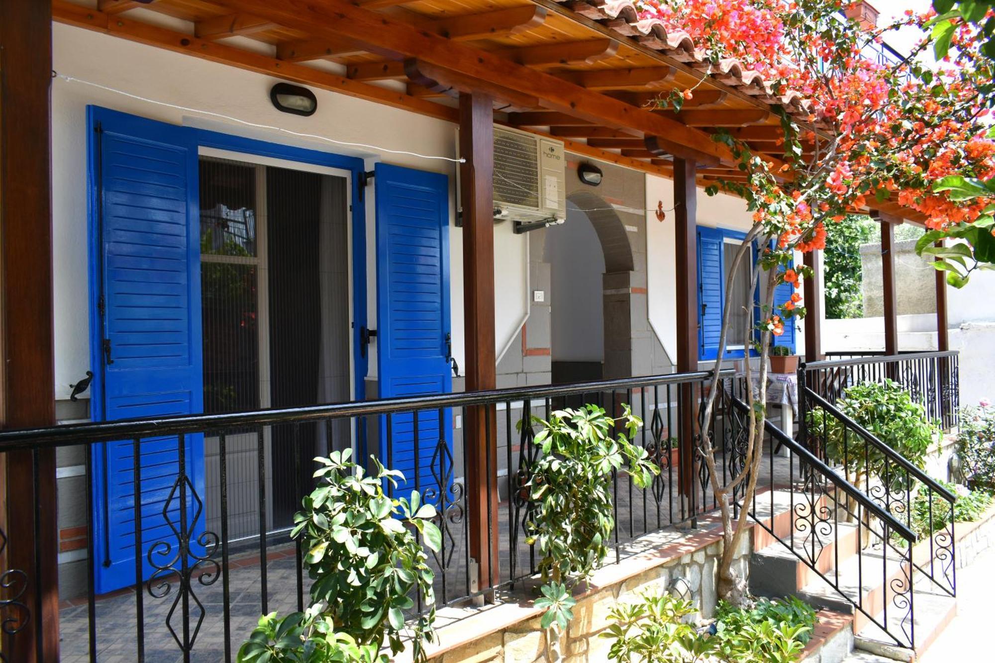 Pansion Pandora Apartment Skiathos Town Luaran gambar