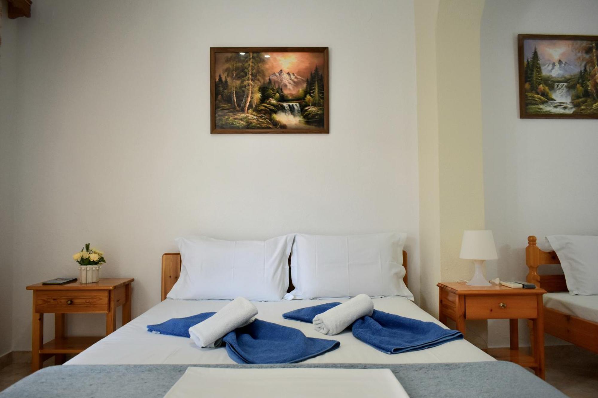 Pansion Pandora Apartment Skiathos Town Luaran gambar